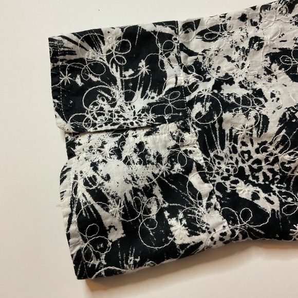 JM Collection Blouse, Black & White - Picture 3 of 8